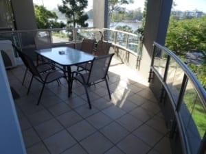 Water entry from balcony to an apartment 